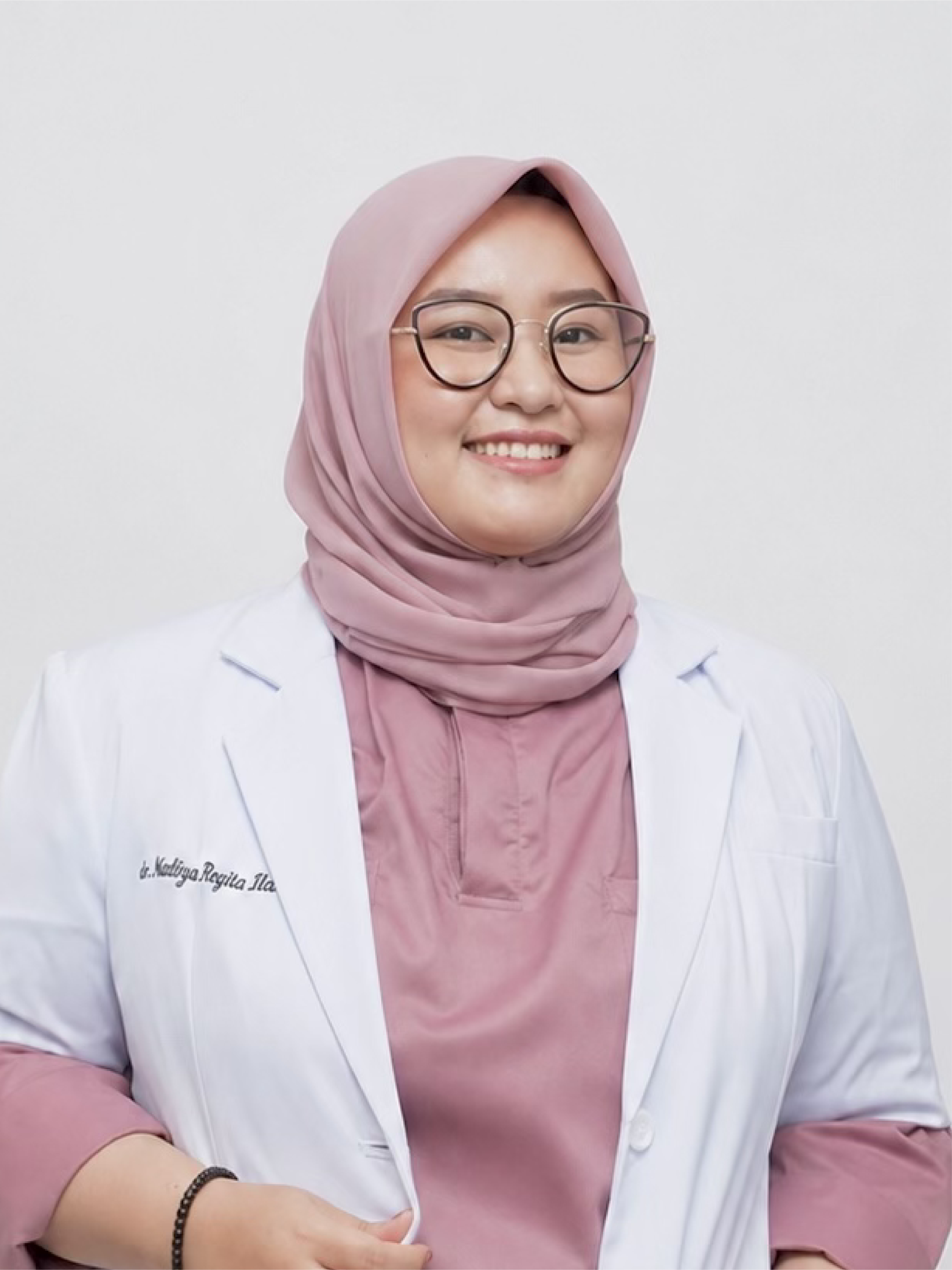 drg. Nadiya - Andalan Dental - Dokter Gigi Pekanbaru